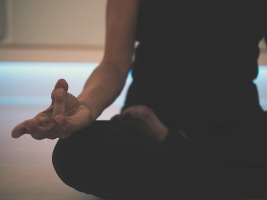 Die besten Yoga-Anwendungen während der Menstruation